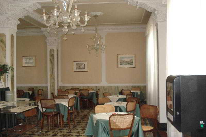 Hotel Byron Venedigs Lido Eksteriør billede